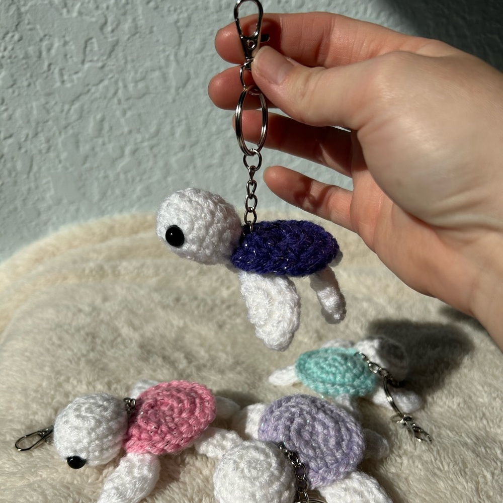 Handmade crochet baby sea turtle keychain hand crochet amigurumi sea turtle